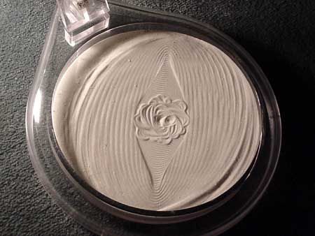 The Earthquake Rose When a magnitude 6.8 earthquake shook Olympia, Wash., in 2001, shop owner Jason Ward discovered that a sand-tracing pendulum had recorded the vibrations in the image above. Seismologists say that the “flower” at the center reflects the higher-frequency waves that arrived first. The outer, larger-amplitude oscillations record the lower-frequency waves that arrived later.