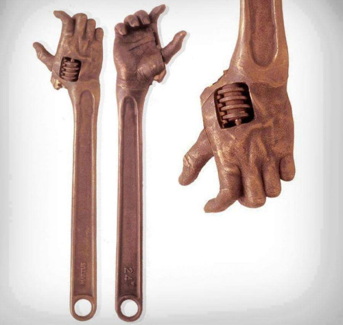 Creepy Wrench(Source)